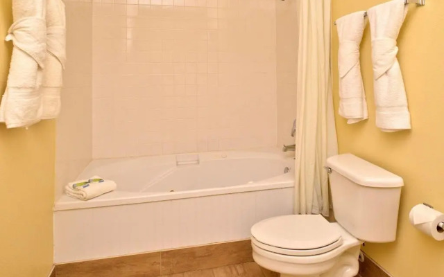 Mariner Inn and Suites