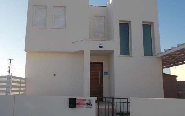 Avra Garden Villa