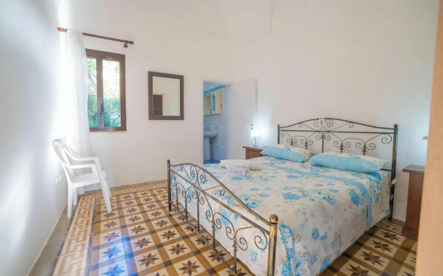 Marisole House With Sea View