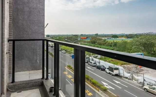 Tainan Rock nest view inn