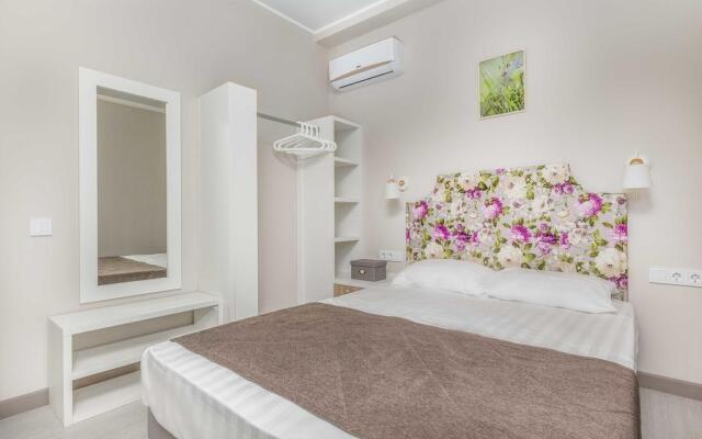 Апартаменты Villa La Melia (Вилла Ла Мелиа)