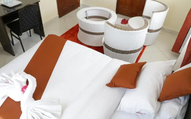 Claire De Lune Moonlight Hotel
