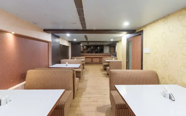 Treebo Trip Hotel East Palace