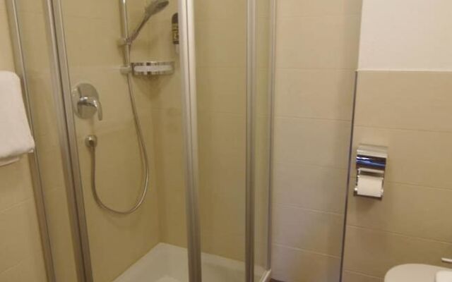 Hotel Schöneck Garni