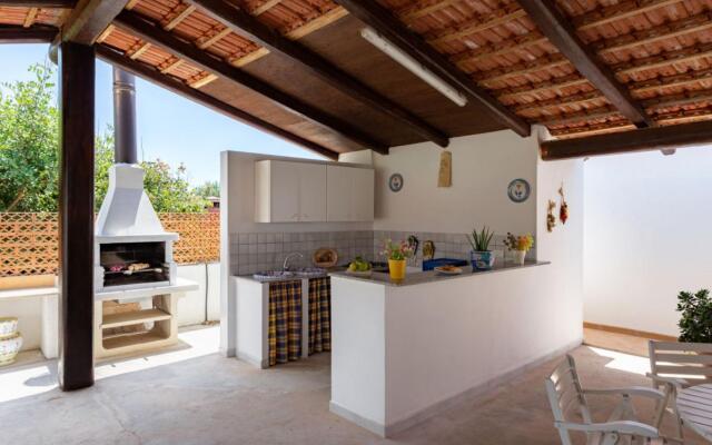 Villa Dema beach at 30 mt-Villa Dema