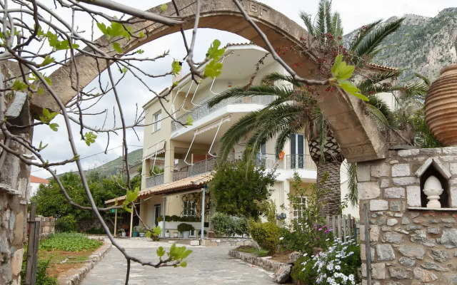 Petra Thea Apartment
