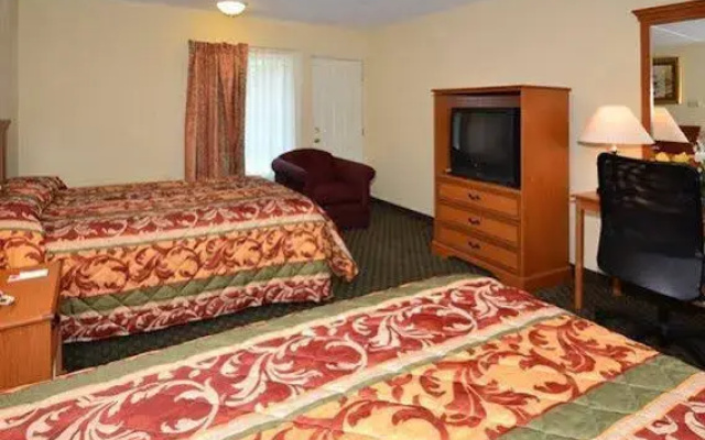 Econo Lodge Inn & Suites Westfield