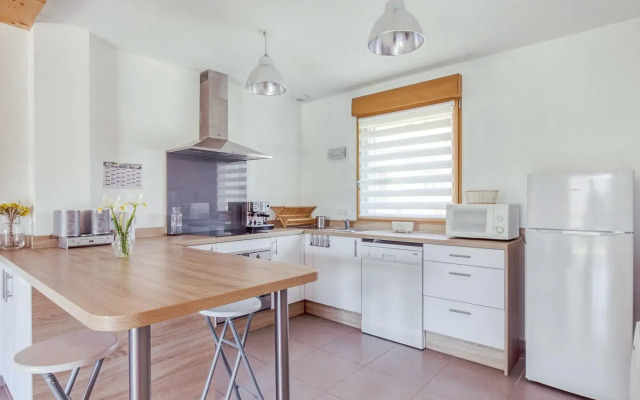 Pleasant Cottage in Challerange