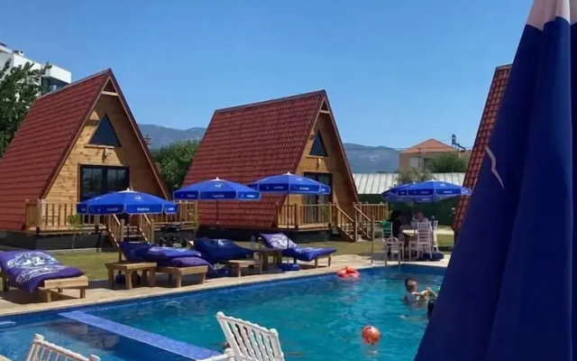 Noel Bungalov Cafe