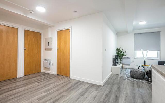 Phoenix Court - By Resify
