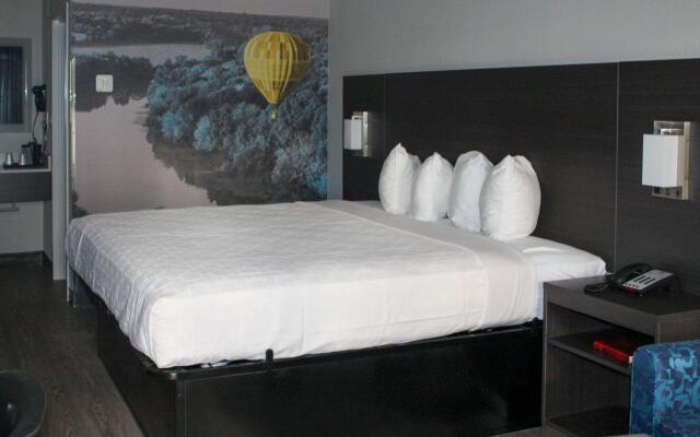 Clarion Pointe Statesville