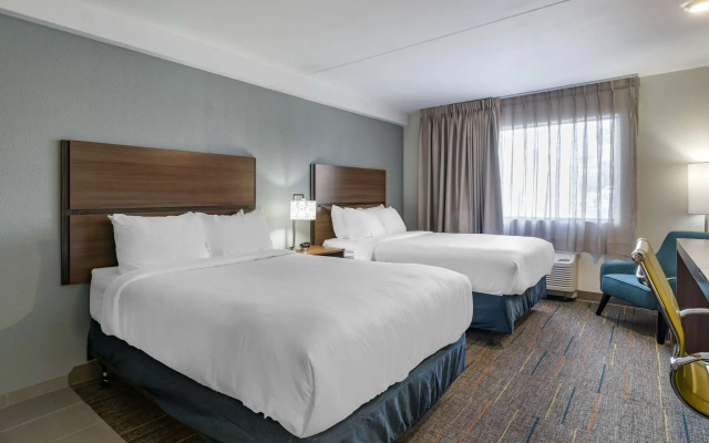 MainStay Suites Lexington I-75