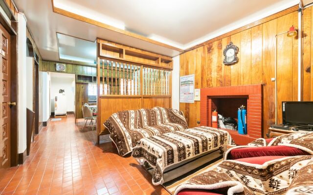 The Peak Pines Pension by OYO Rooms