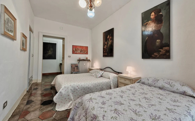 Porta Nuova Roomy Flat