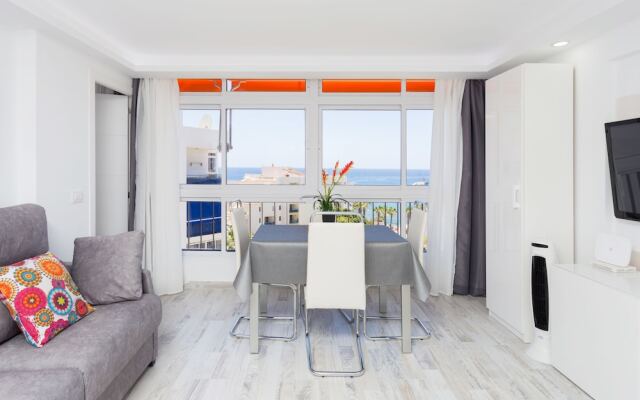 63 Los Cristianos Apartment, First Sea Line, Parking