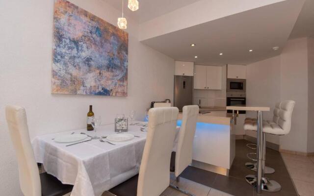 Santa Maria 105 - Two Bed with sea views
