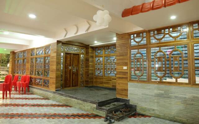 Thodupuzha 4-bhk Luxury Home awy From Home