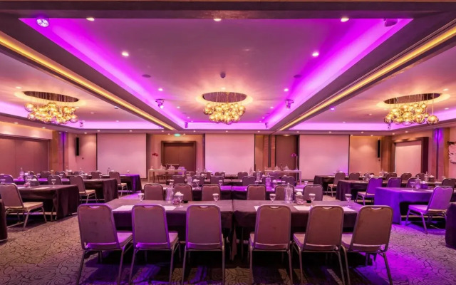 Crowne Plaza Limassol by IHG