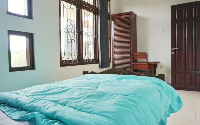 Green Surabaya Homey