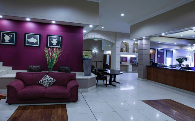 Apollo Hotel