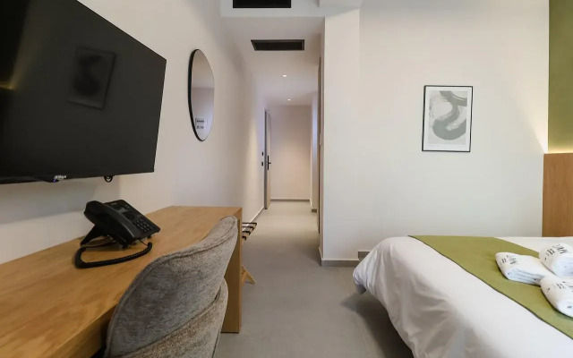 LIMNI Boutique Experience Hotel