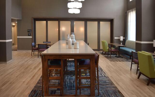 Hampton Inn & Suites Philadelphia/Media