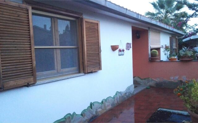 Apartment With 2 Bedrooms in Quartu Sant'elena, With Enclosed Garden a