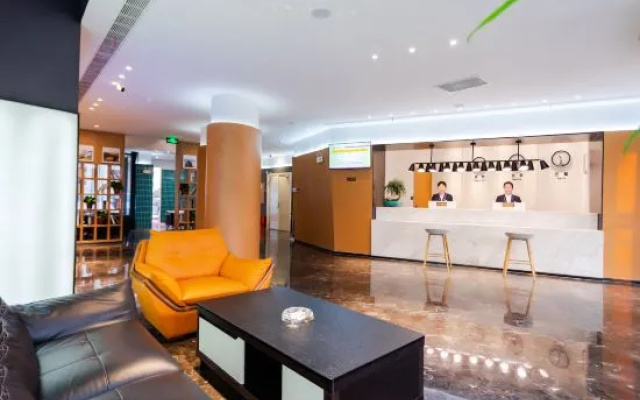 Chonpines Hotel(Tanghe Youlan Avenue Branch) – Lobby – Nanyang