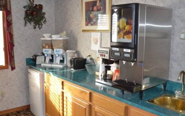 Relax Inn Motel and Suites Omaha