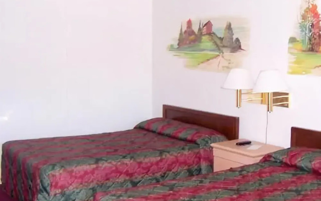 Townsman Motel
