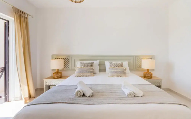 Clube Albufeira, Family Holidays with Pool View