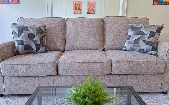 Charming 1BR in Evanston - Hinman B3