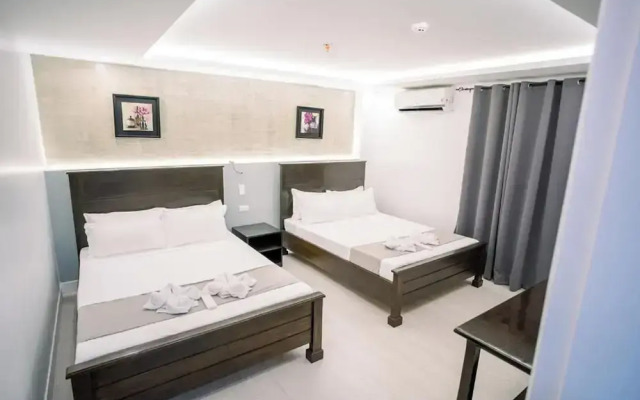 Spotlight Hotel near Hundred Islands wharf