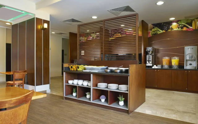 Fairfield by Marriott Los Cabos