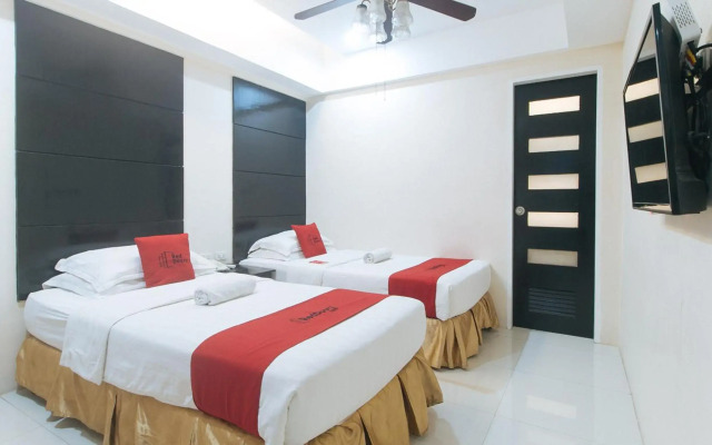 RedDoorz @ Grand Apartelle Hernan Cortes Cebu