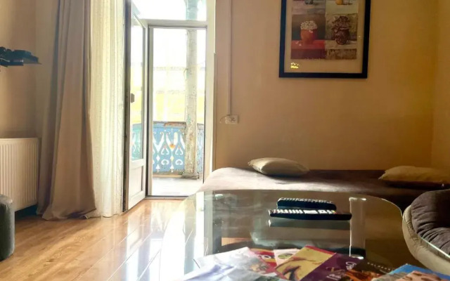 Apartment in Old Tbilisi Orbeliani Square