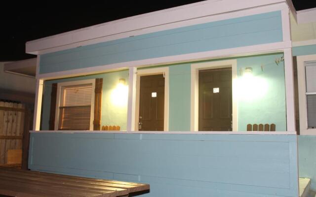 Reel 'Em Inn On the Bay