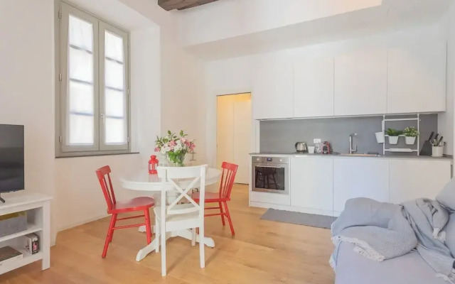 Independence Apartment With Balcony