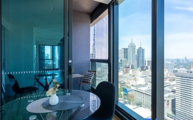 lvl36 High-rise 1BR condo CBD Panoramic City View