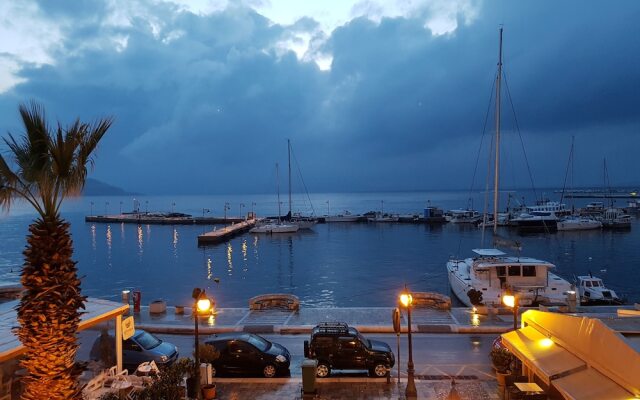 AmazeU Naxos