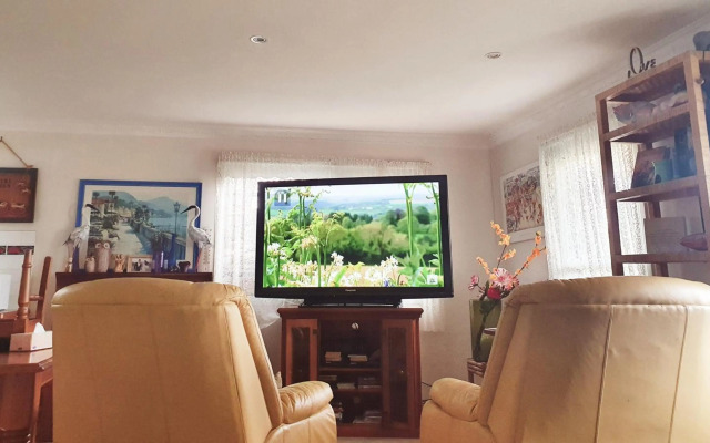 ABELIA BOTANICAL Daylesford 10 min walk2town