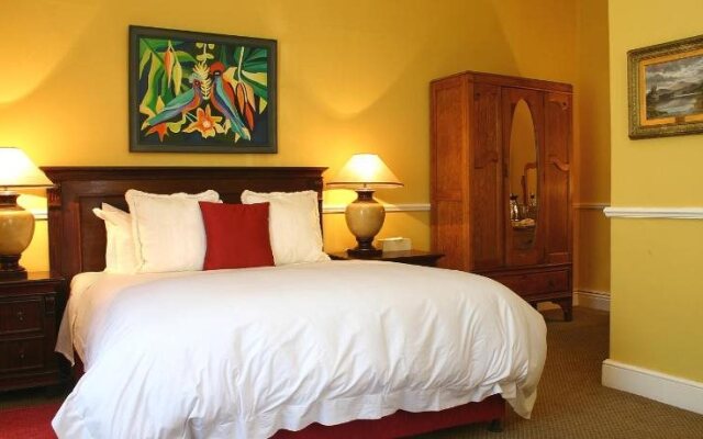 Le Ballon Rouge Guest House