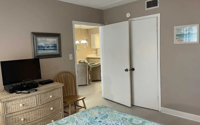 Surfside I 210 Minium 2 Bedroom Condo by RedAwning
