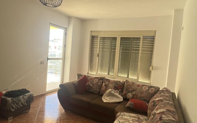 Inviting 2-bed Apartment in Durrës