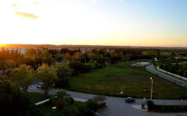 Parque das Amendoeiras