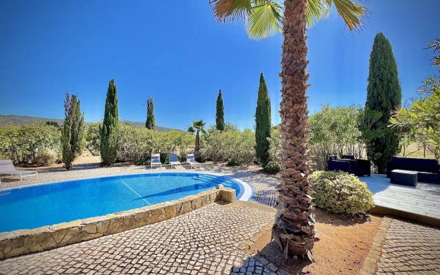 Quarteira Premium Villa by Homing