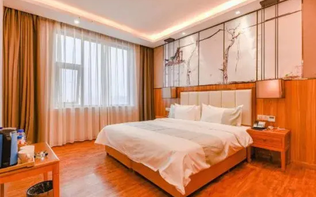 Riyue Lake Culture Hotel