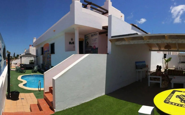 Surf Riders Fuerteventura - Adults Only