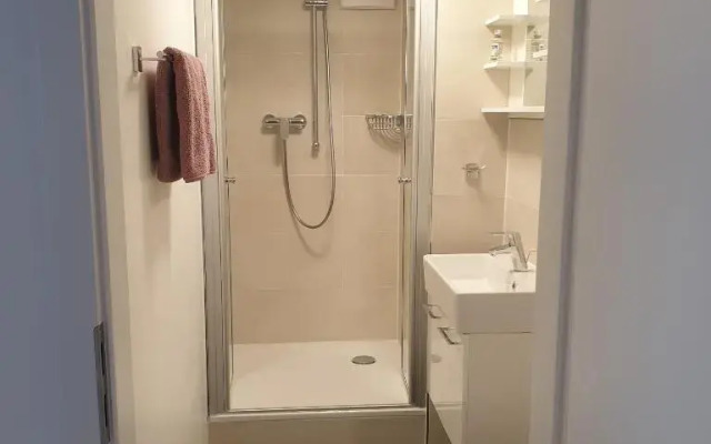 Schone Souterrainwohnung in Seeshaupt