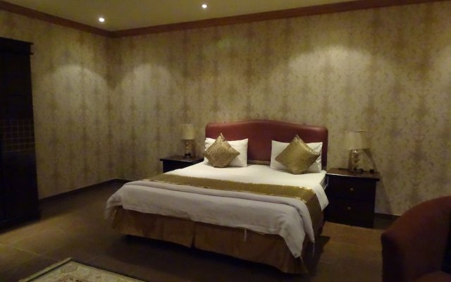 Comfort Inn Al Taawon